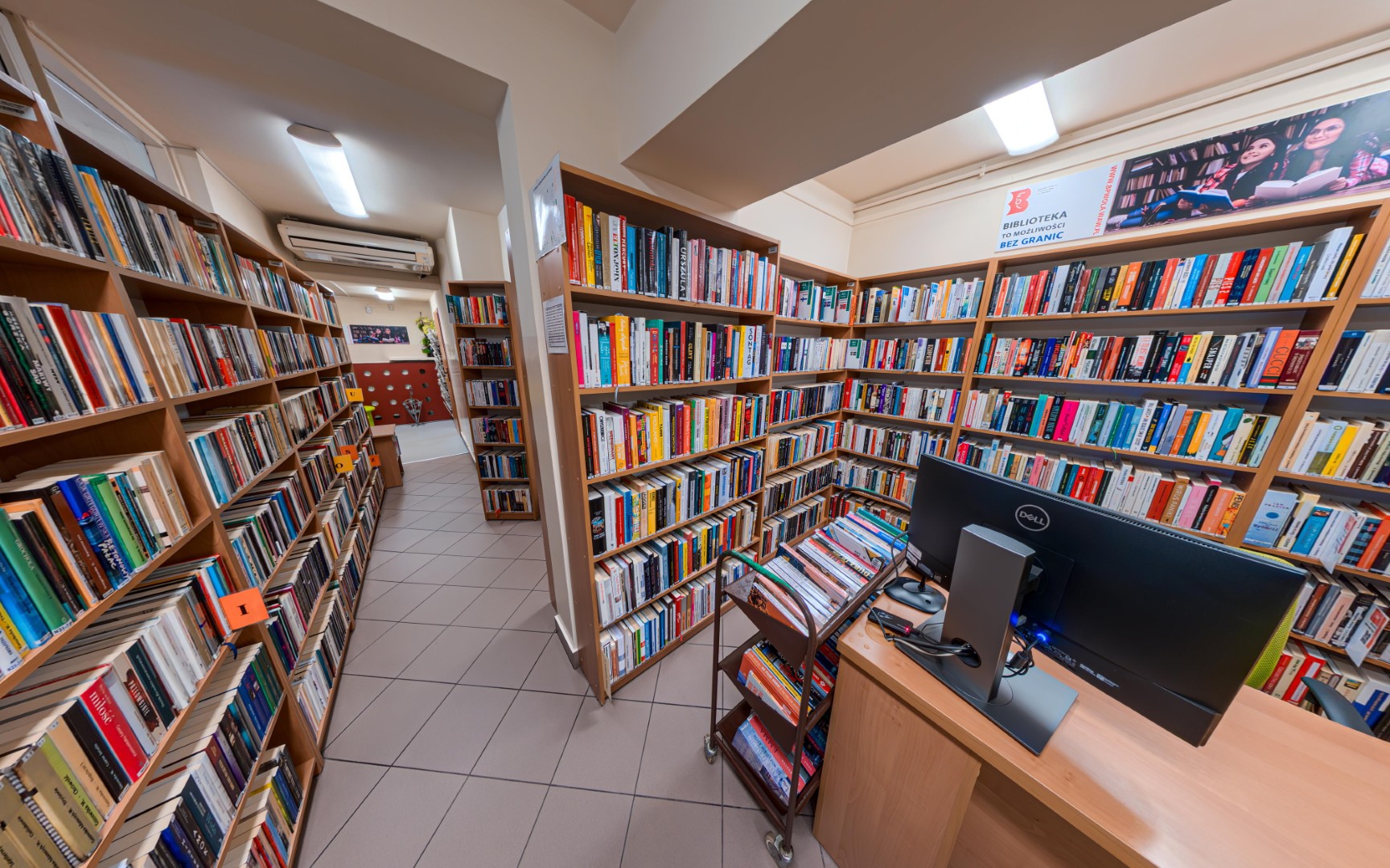 Wnętrze filii Solidarności